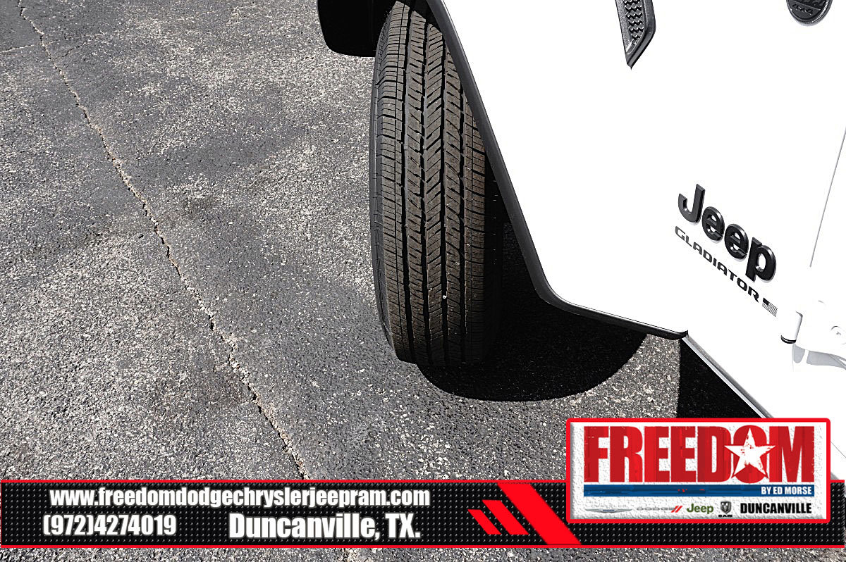 New 2025 Jeep Gladiator Sport image 43