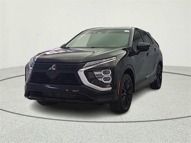 Used 2023 Mitsubishi Eclipse Cross LE image 2