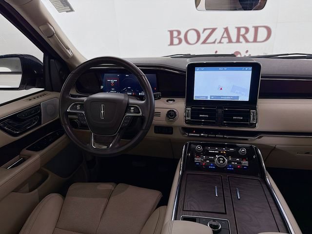 Used 2021 Lincoln Navigator Reserve w/ Luxury Package AWD/4WD image 27