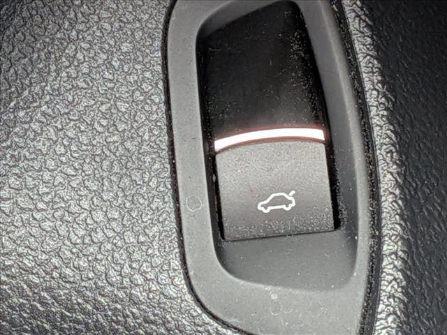 Used 2013 Volkswagen Passat 2.5 SE FWD image 11