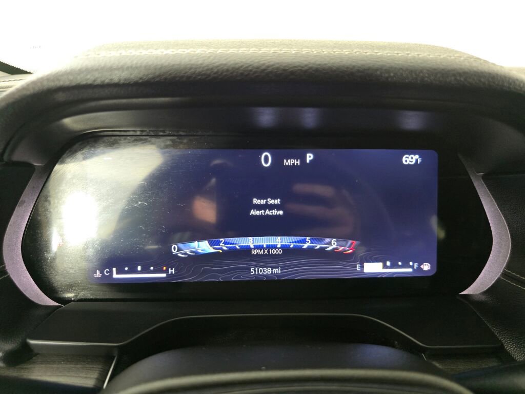 Used 2023 Jeep Grand Cherokee Limited w/ Black Appearance Package image 28