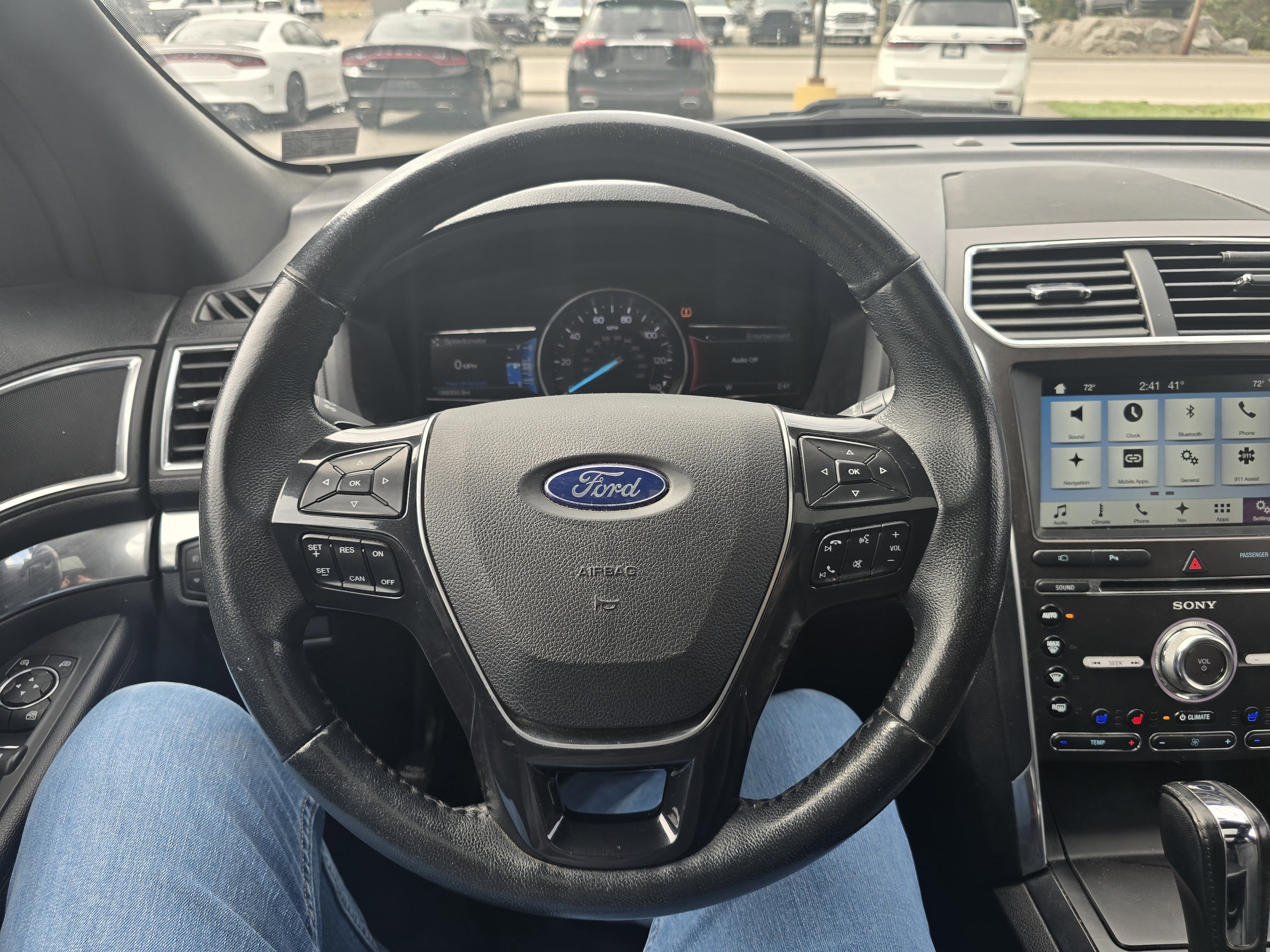 Used 2017 Ford Explorer Limited image 20