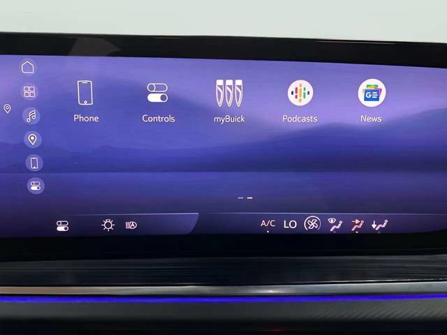 Used 2024 Buick Envision Preferred AWD/4WD image 41