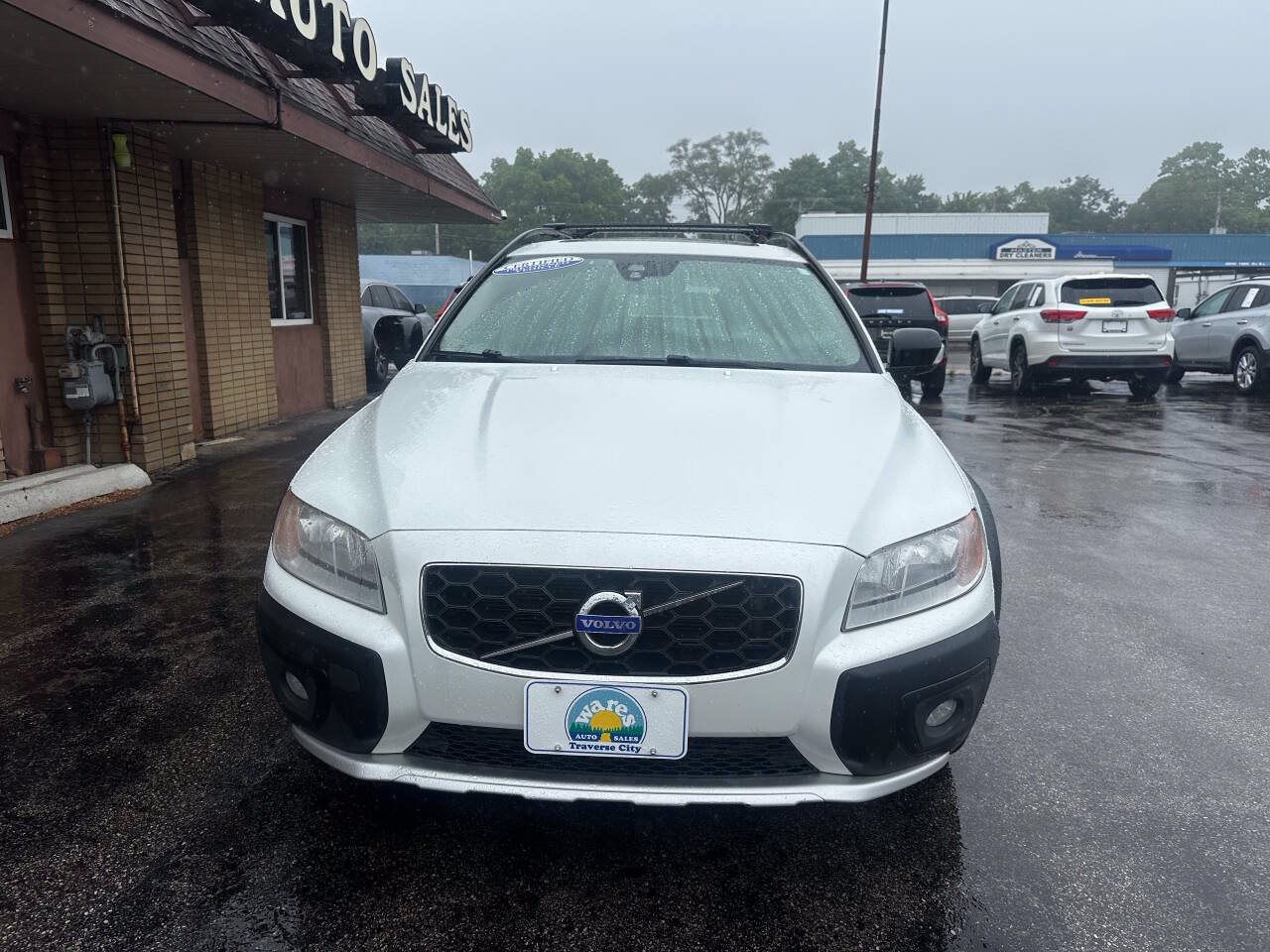 Used 2016 Volvo XC70 T5 Premier w/ Proximity Package AWD/4WD image 2