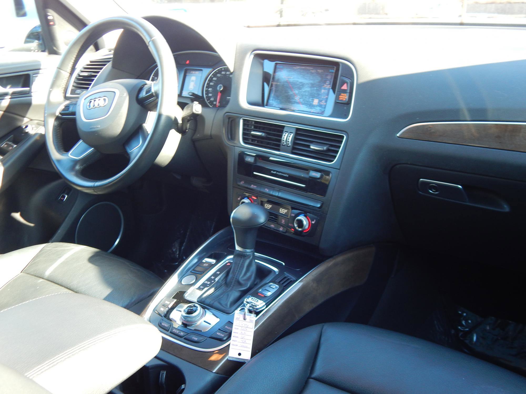 Used 2017 Audi Q5 2.0T Premium Plus w/ Technology Package image 10