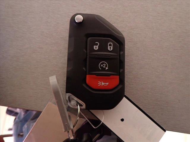 New 2026 Jeep Gladiator Mojave image 25