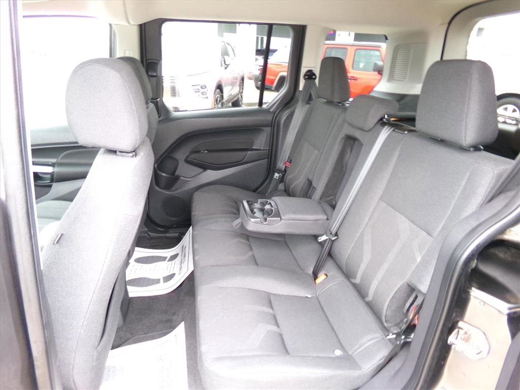 Used 2017 Ford Transit Connect XLT image 10