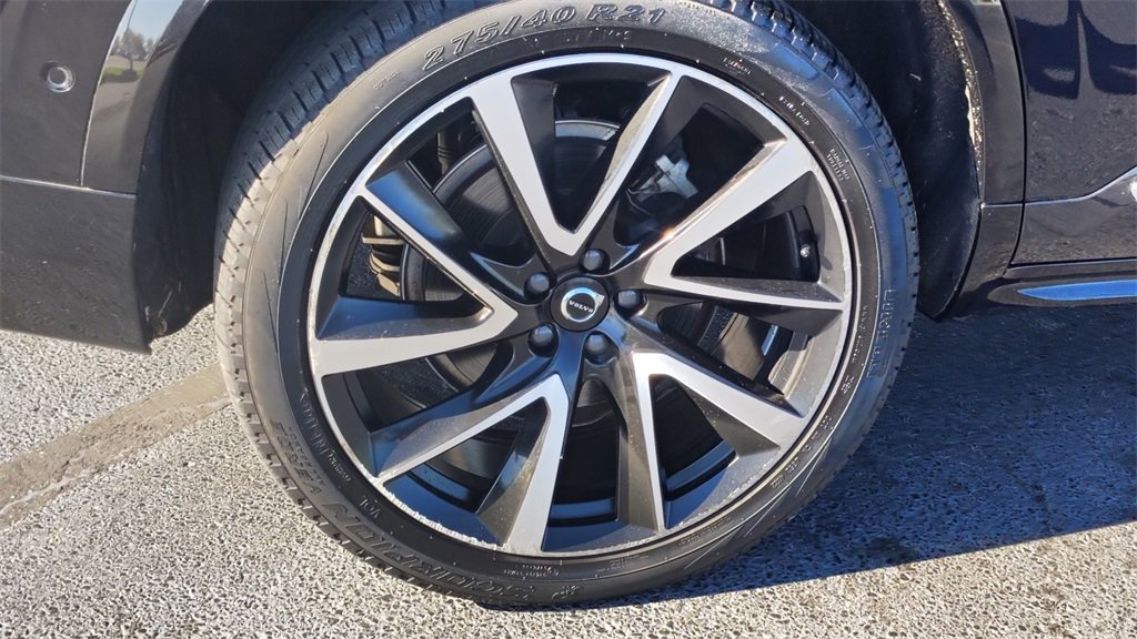 Used 2023 Volvo XC90 B6 Plus w/ Protection Package Premier image 33