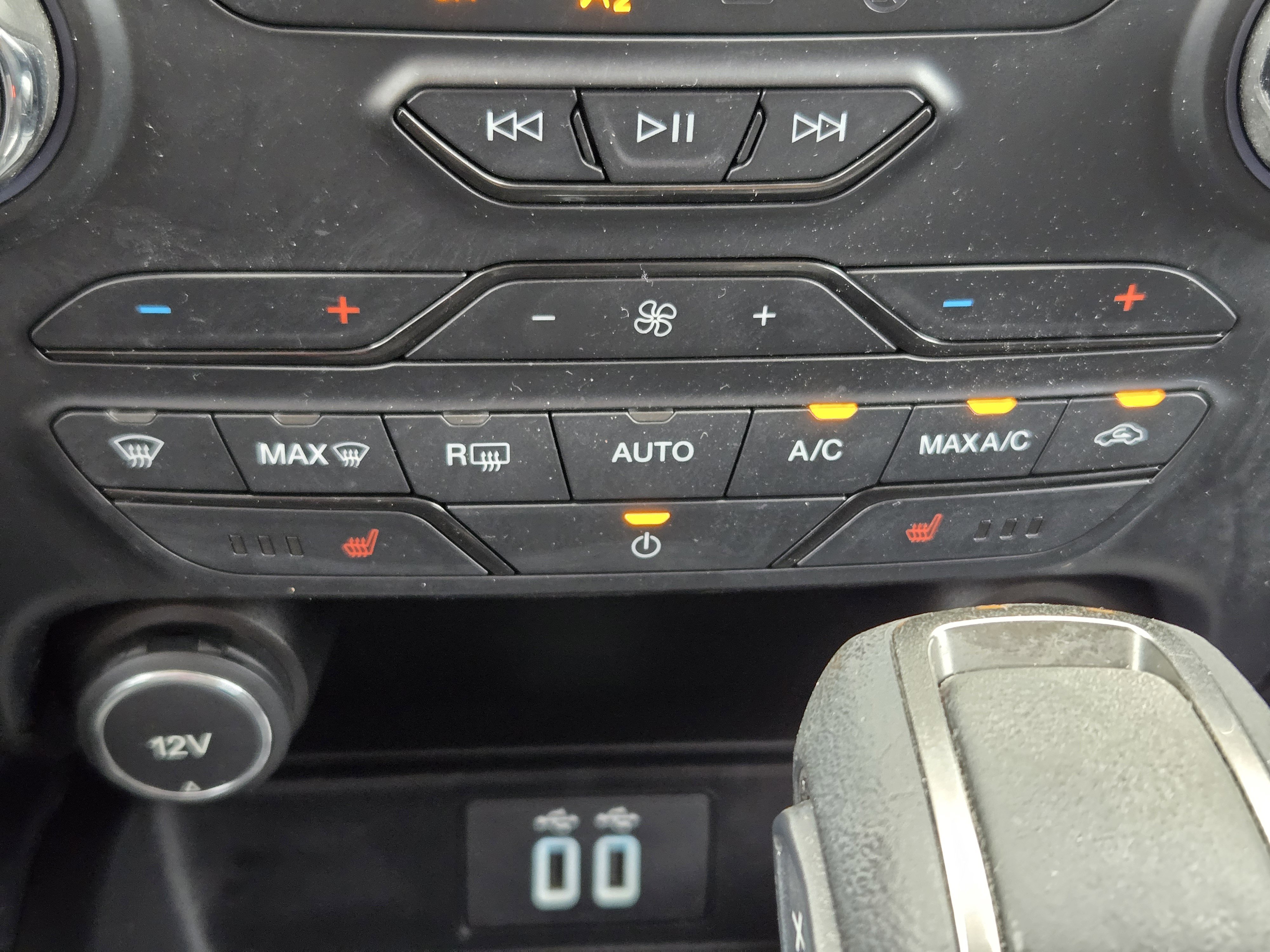 Certified 2020 Ford Ranger XLT w/ Equipment Group 302A Luxury RWD image 14