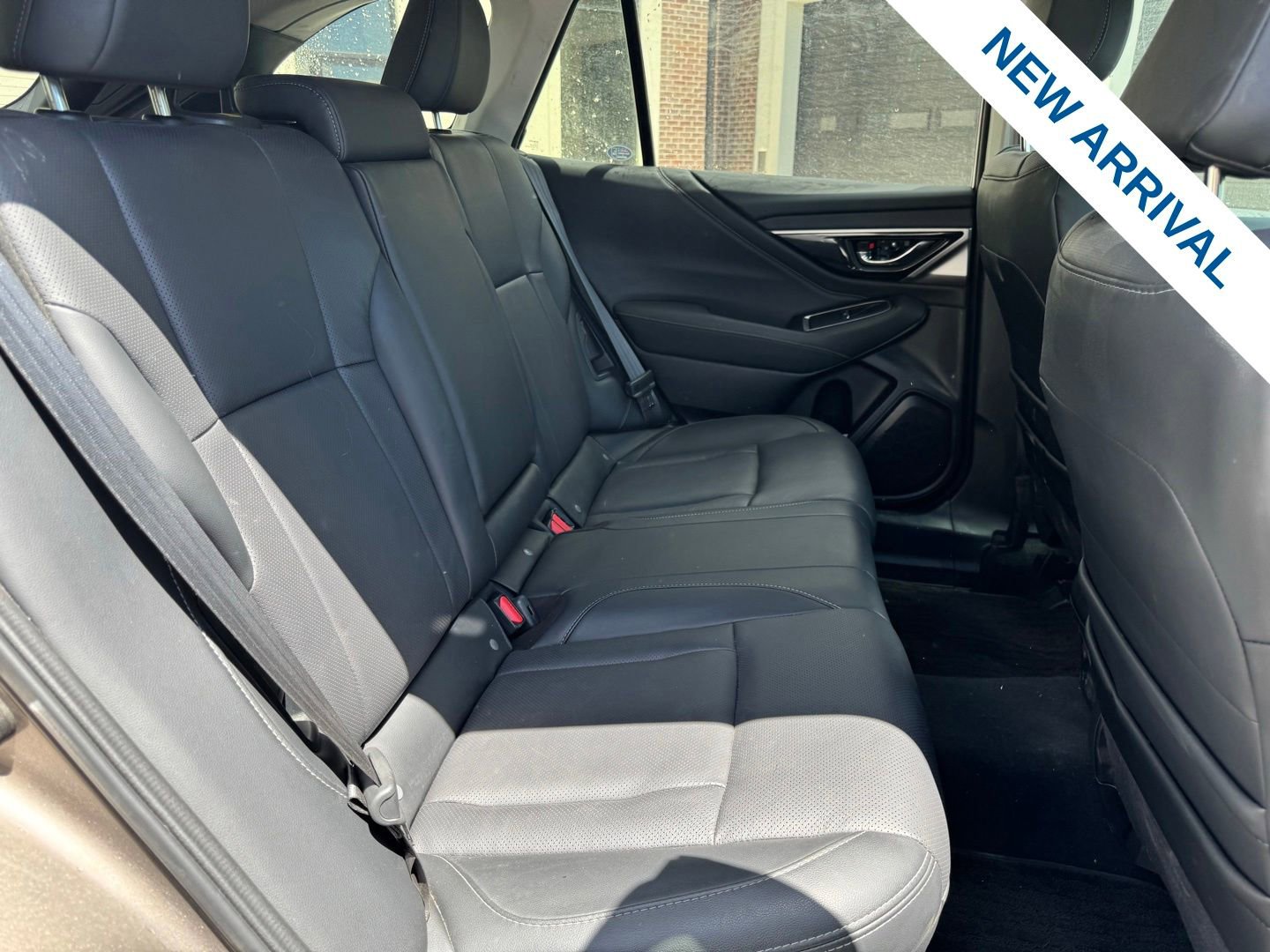 Used 2024 Subaru Outback Limited w/ Popular Package #2 AWD/4WD image 11