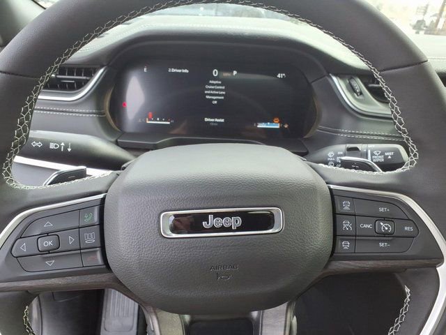 New 2025 Jeep Grand Cherokee L Limited w/ Luxury Tech Group II image 14