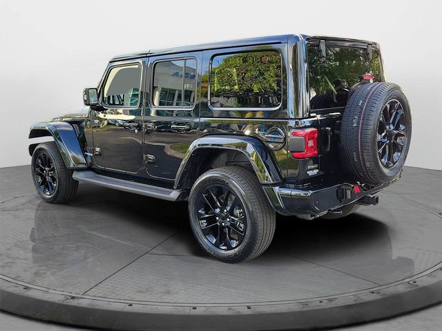 Used 2022 Jeep Wrangler Unlimited Sahara image 4