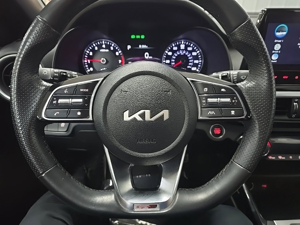 Used 2022 Kia Forte GT-Line w/ GT-Line Technology Package image 18