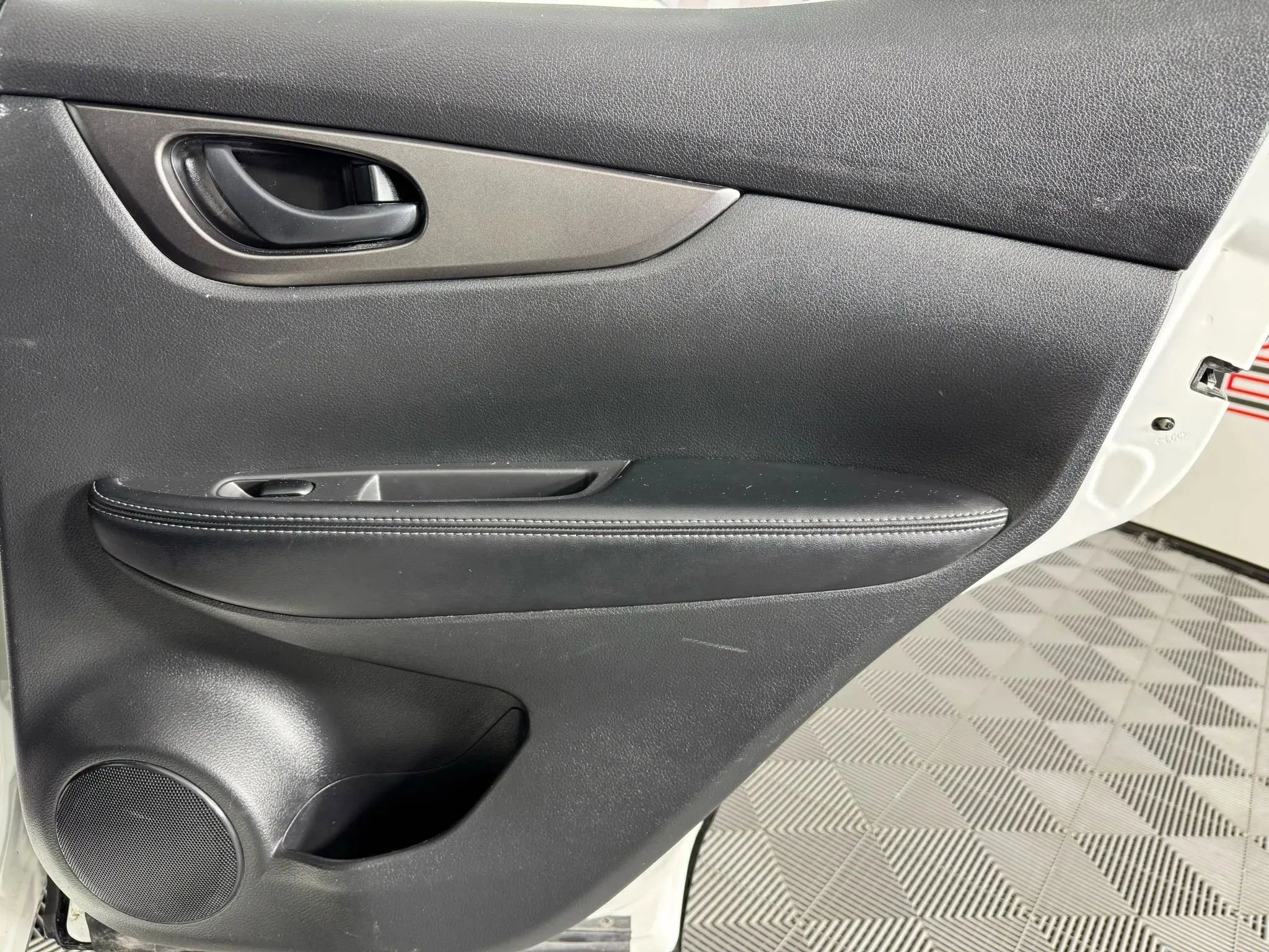 Used 2018 Nissan Rogue Sport S w/ S Appearance Package image 37