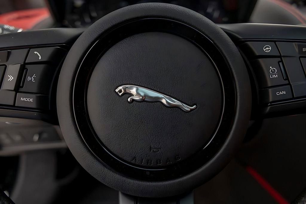 Used 2024 Jaguar F-TYPE R AWD/4WD image 29