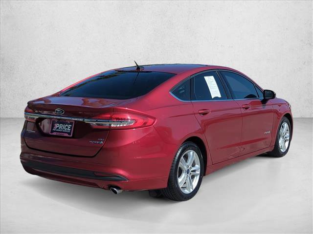 Used 2018 Ford Fusion SE FWD image 5