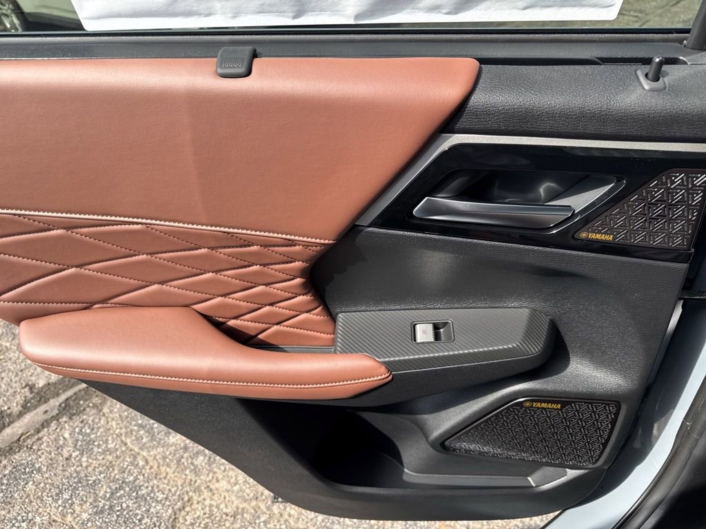 New 2026 Mitsubishi Outlander SEL FWD image 43