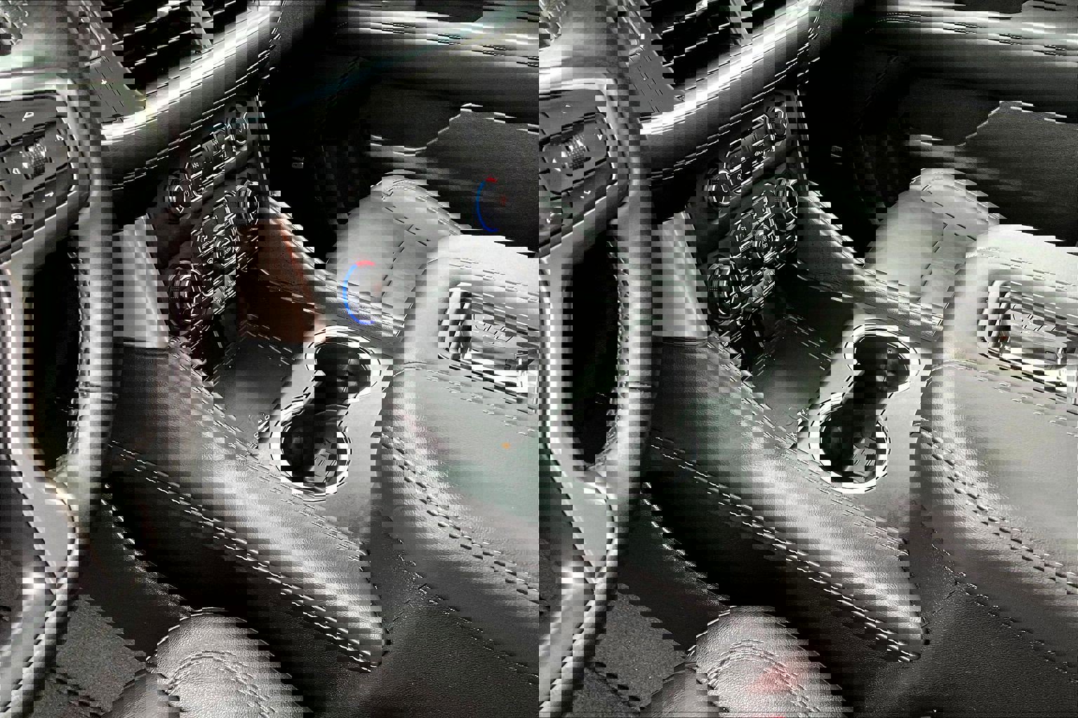 Used 2024 Chevrolet Tahoe Z71 w/ Luxury Package image 10