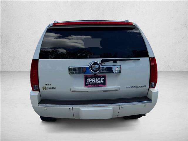 Used 2011 Cadillac Escalade 4WD Hybrid image 7