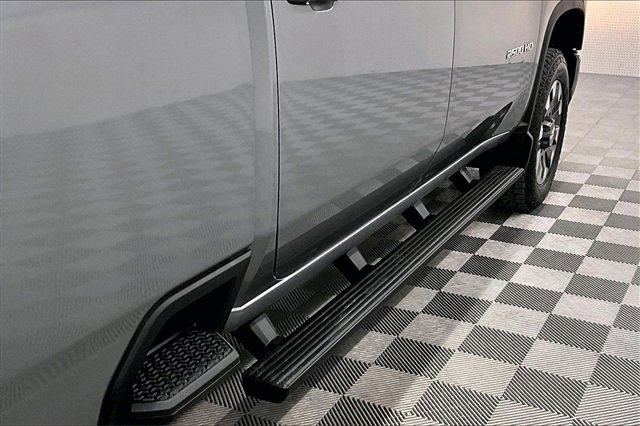 Used 2024 Chevrolet Silverado 2500 LT w/ All Star Edition image 38