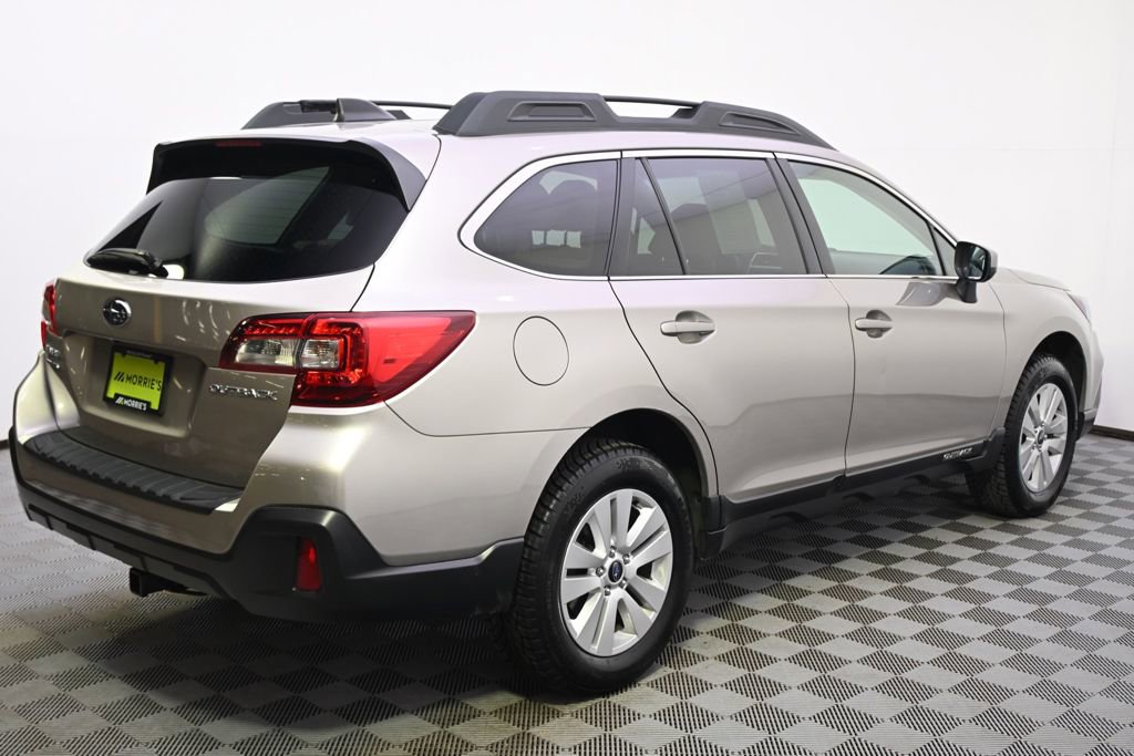 Used 2018 Subaru Outback 2.5i Premium image 7