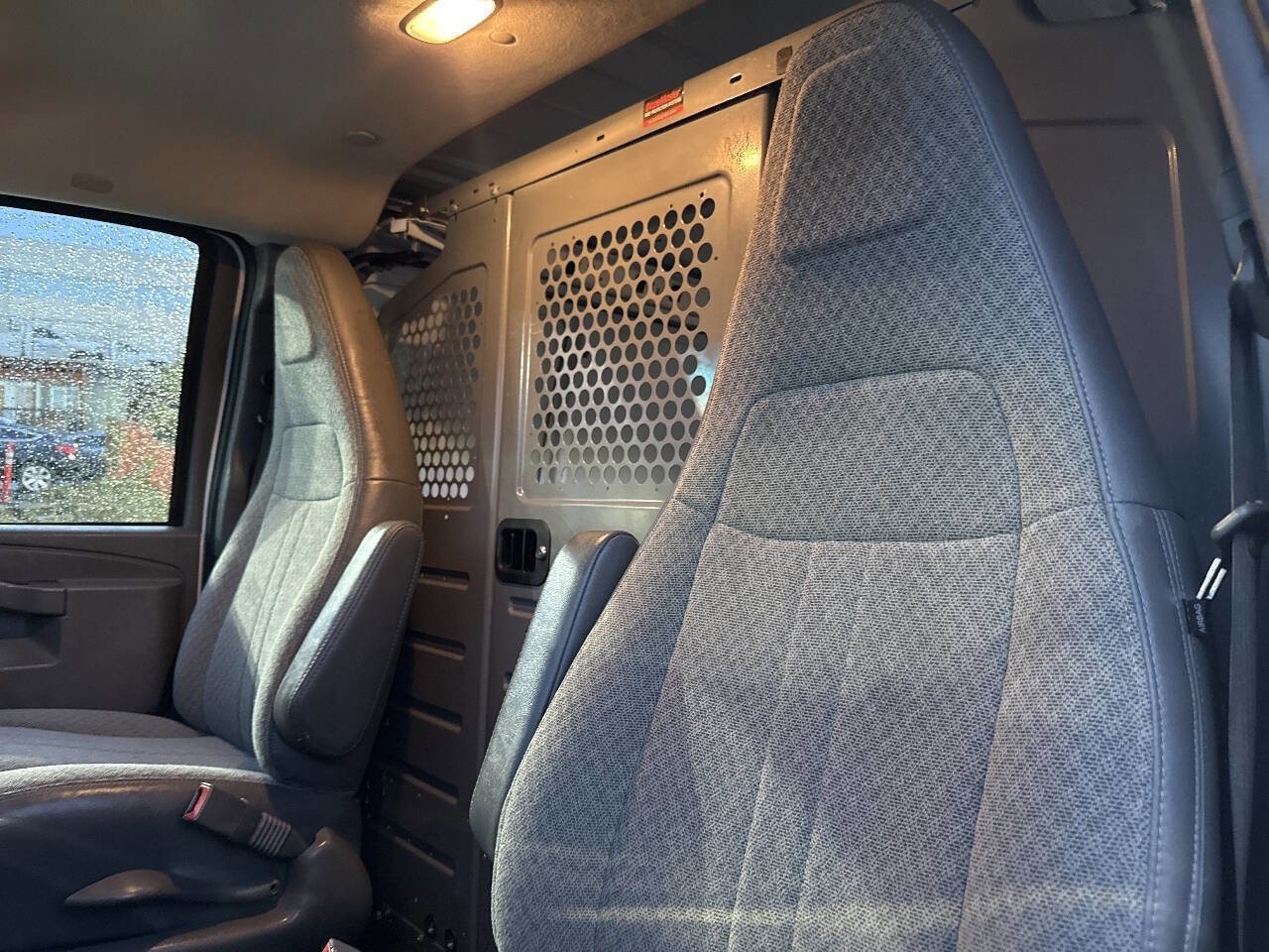 Used 2019 Chevrolet Express 3500 w/ Driver Convenience Package image 25