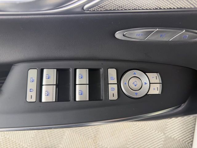 Used 2024 Genesis GV70 3.5T Sport w/ Sport Advanced Package image 19