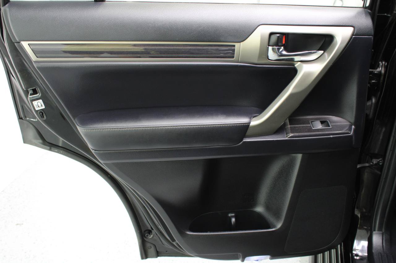 Used 2020 Lexus GX 460 Premium AWD/4WD image 40