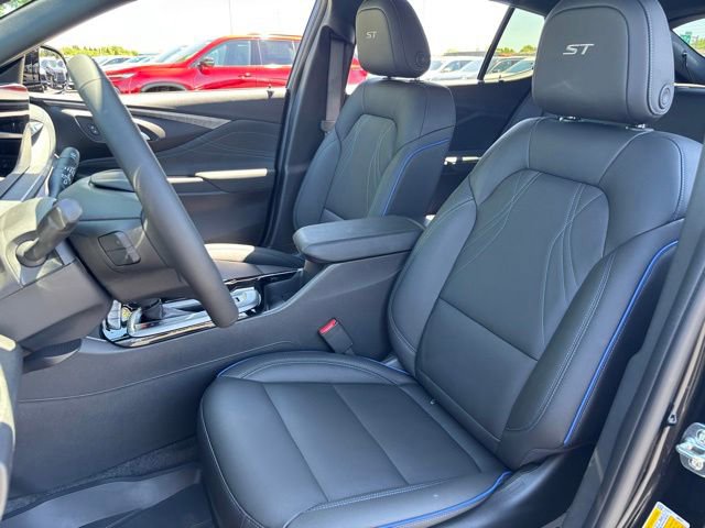 New 2026 Buick Envista Sport Touring w/ Convenience I Package FWD image 17