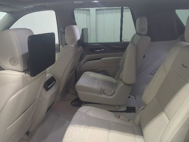 Used 2022 Cadillac Escalade Premium Luxury Platinum w/ LPO, Radiant Package image 20