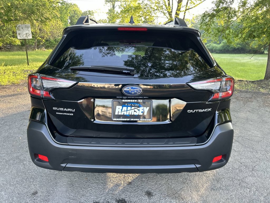 Certified 2025 Subaru Outback Premium w/ Popular Package #1 AWD/4WD image 7
