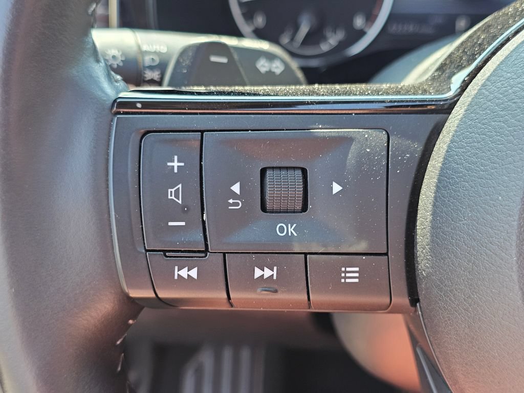 Used 2025 Nissan Pathfinder SL w/ SL Premium Package AWD/4WD image 27