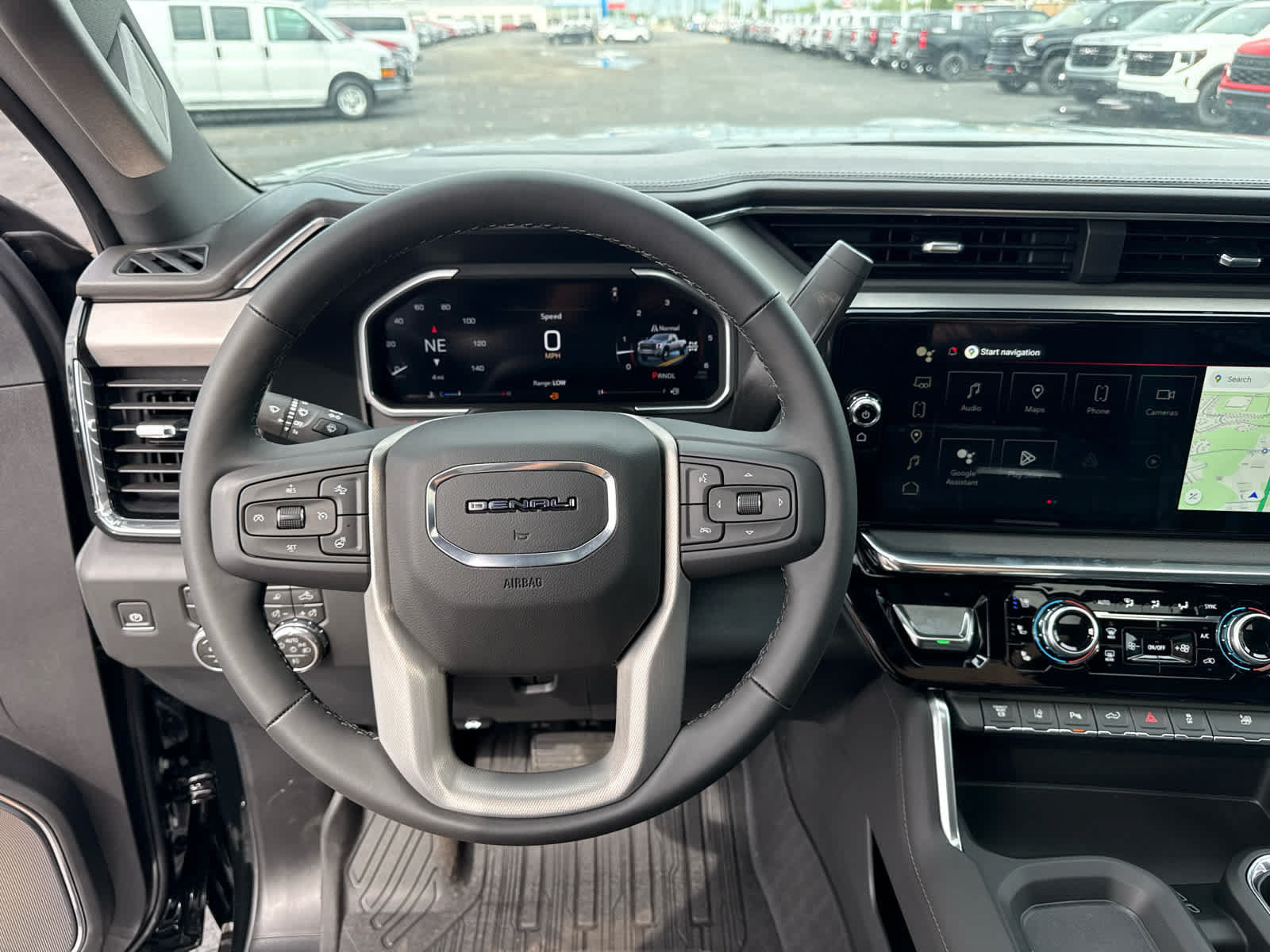 New 2026 GMC Sierra 3500 Denali w/ Technology Package AWD/4WD image 17