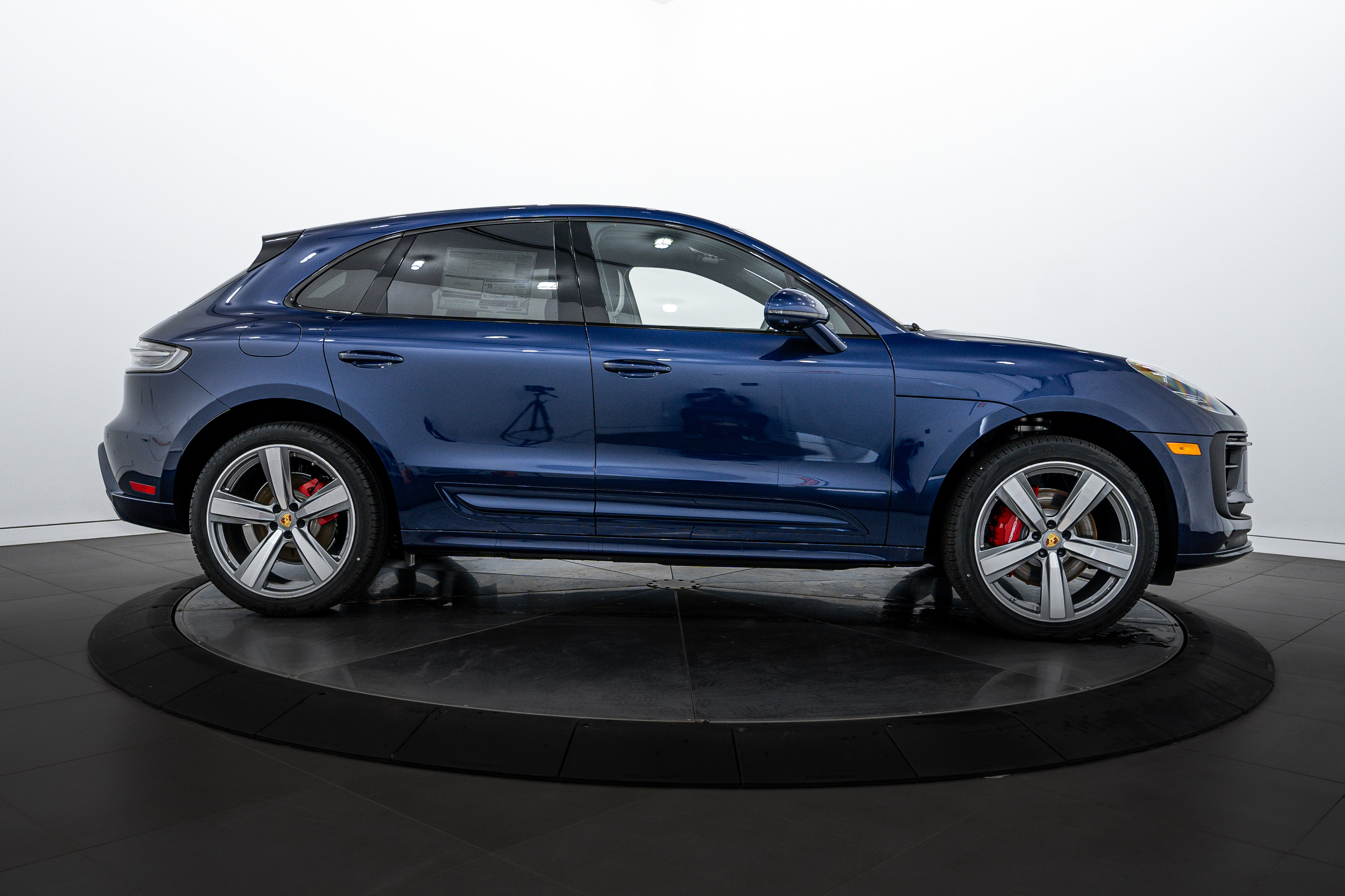 New 2025 Porsche Macan S image 8