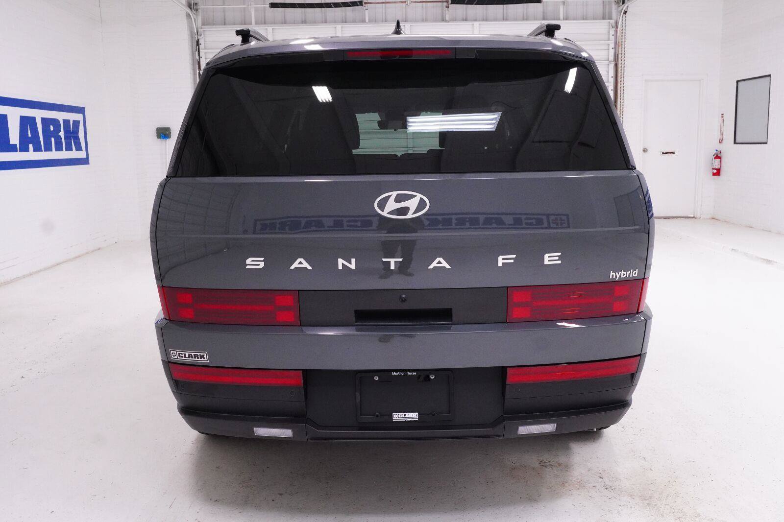 Used 2026 Hyundai Santa Fe SEL FWD image 29