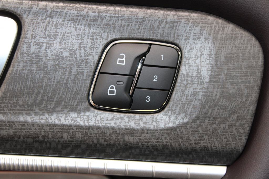 New 2026 Ford Explorer Platinum image 42