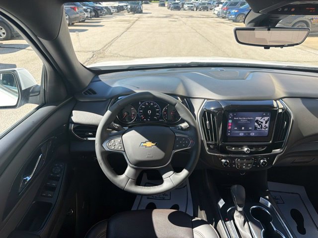 Used 2023 Chevrolet Traverse High Country AWD/4WD image 17