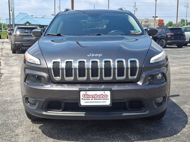 Used 2016 Jeep Cherokee Latitude w/ Safety/Convenience Group AWD/4WD image 3