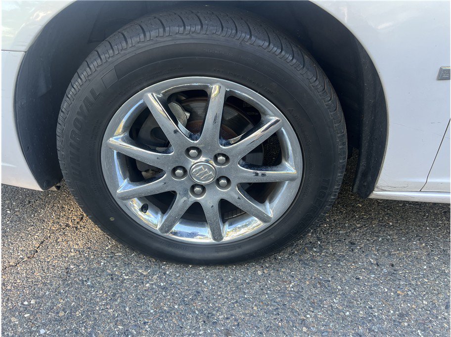 Used 2006 Buick Lucerne CXL w/ Luxury Package FWD image 9