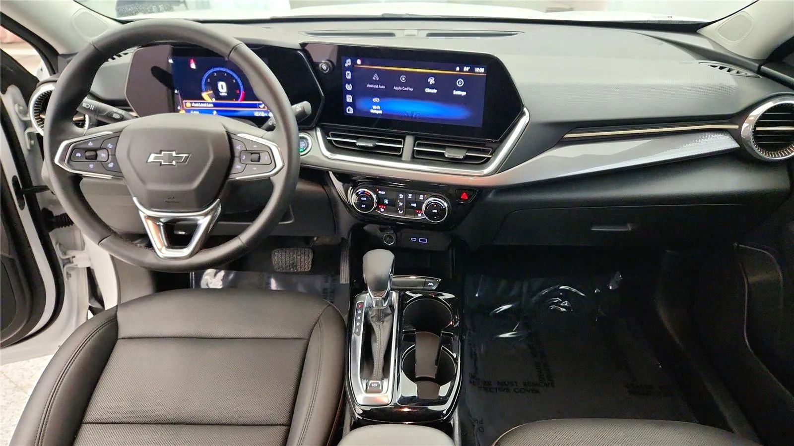 Used 2025 Chevrolet Trax ACTIV w/ Driver Confidence Package image 37