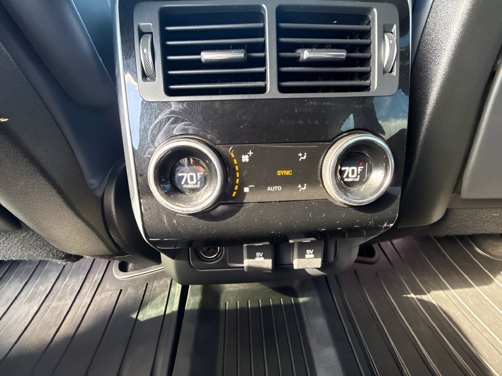 Used 2019 Land Rover Range Rover Sport Supercharged AWD/4WD image 12