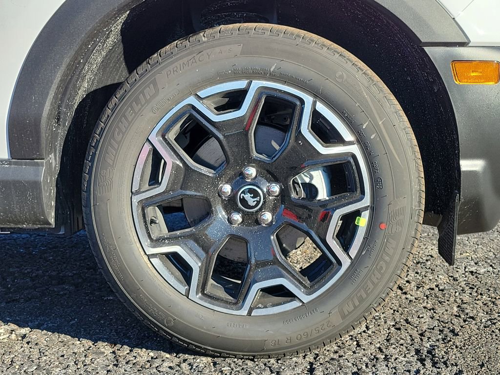 New 2025 Ford Bronco Sport Outer Banks image 9