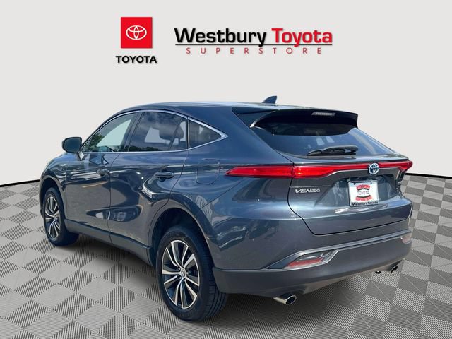 Certified 2021 Toyota Venza LE w/ Carpet Mat Package (TMS) AWD/4WD image 11