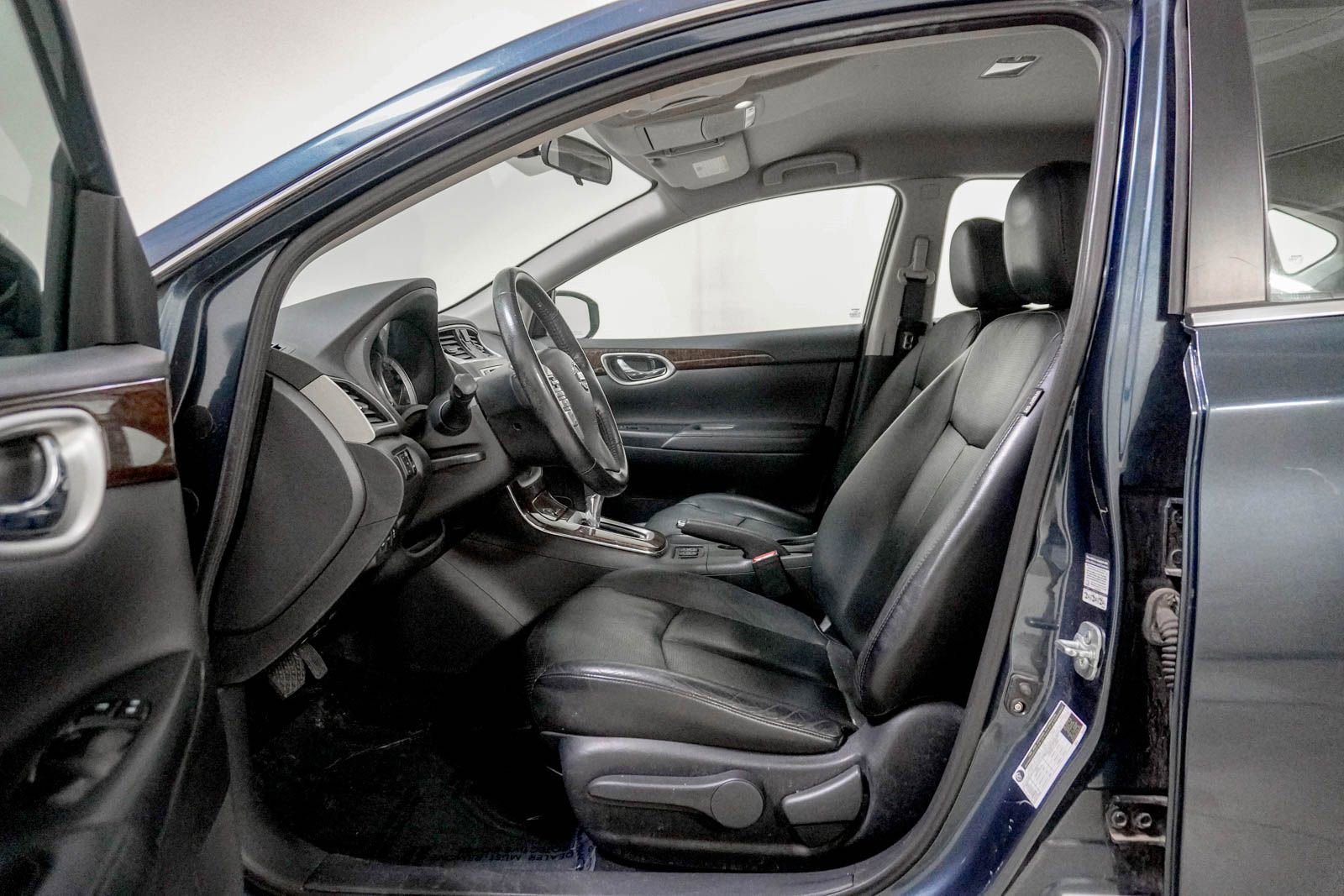 Used 2013 Nissan Sentra SL w/ Leather Pkg image 19