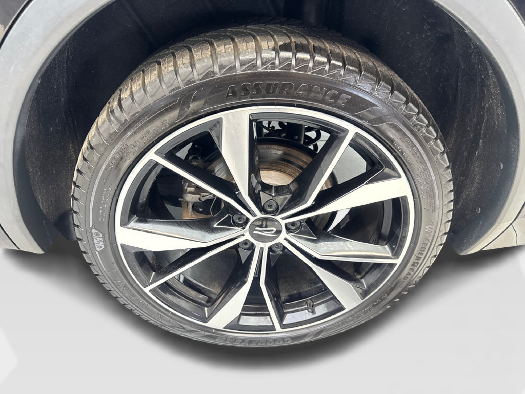 Used 2024 Volkswagen Tiguan SEL R-Line AWD/4WD image 88