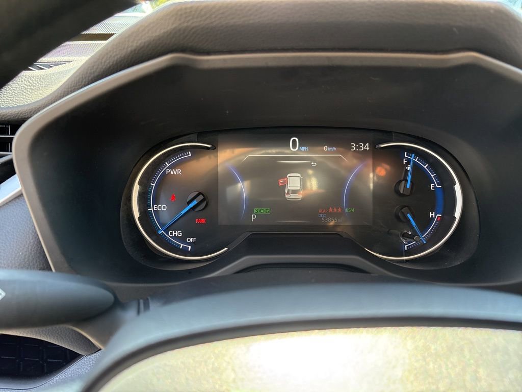 Used 2024 Toyota RAV4 XLE image 24