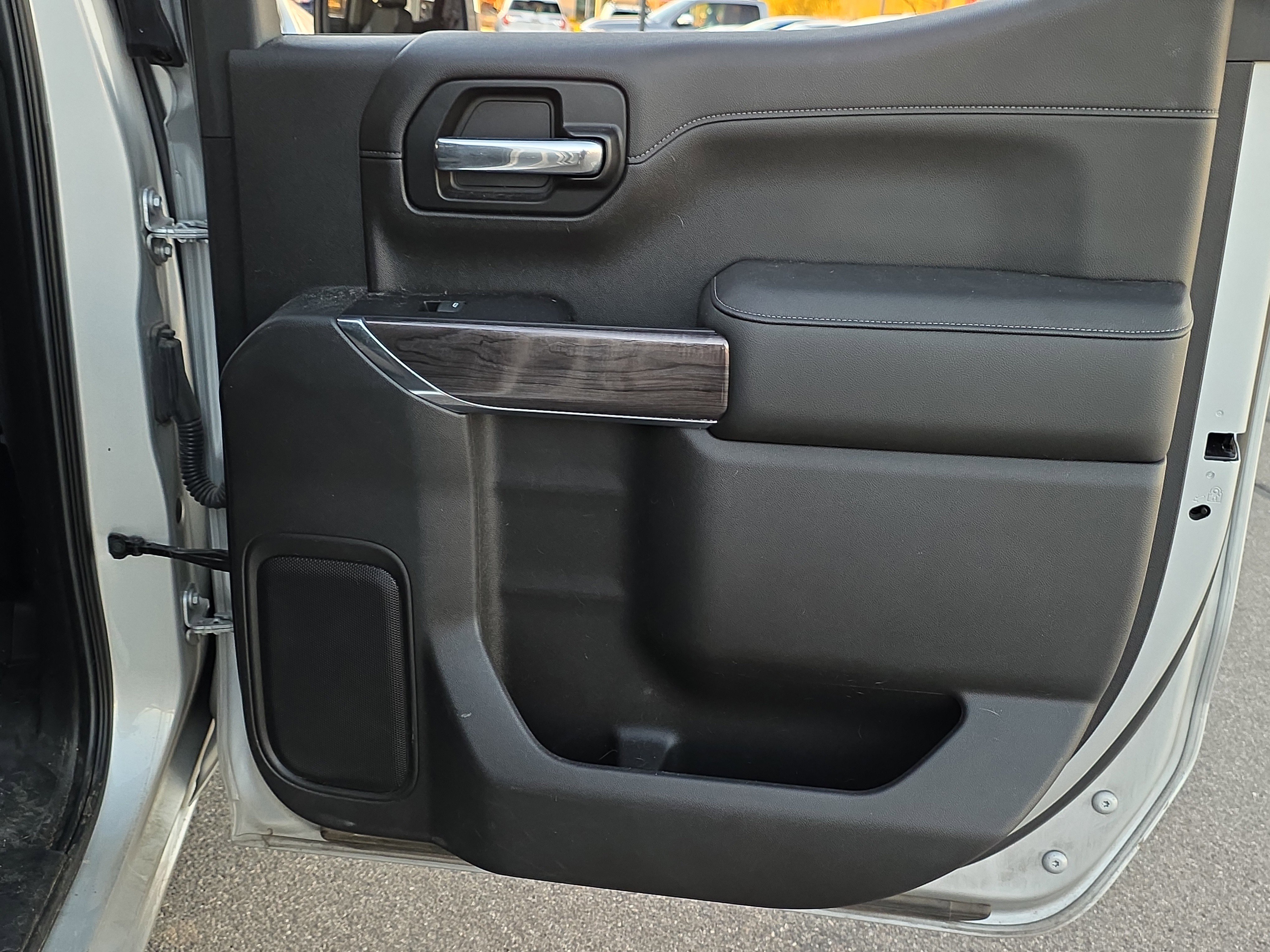 Used 2019 Chevrolet Silverado 1500 LTZ image 22