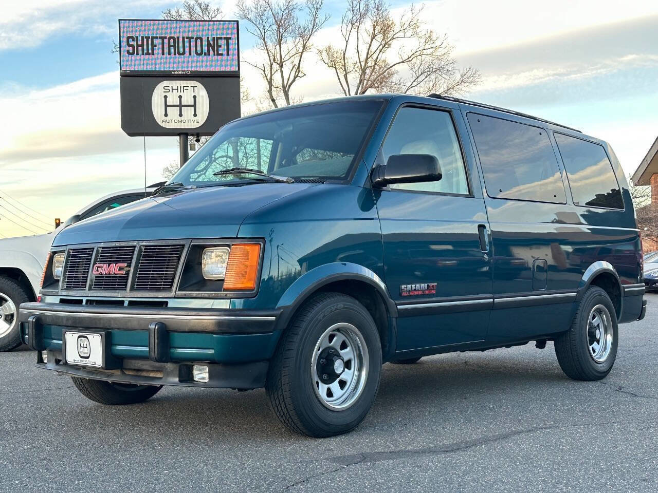 Used 1994 GMC Safari SLX AWD 3dr Extended Mini Van