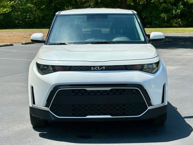 Used 2025 Kia Soul LX w/ LX Technology Package image 12