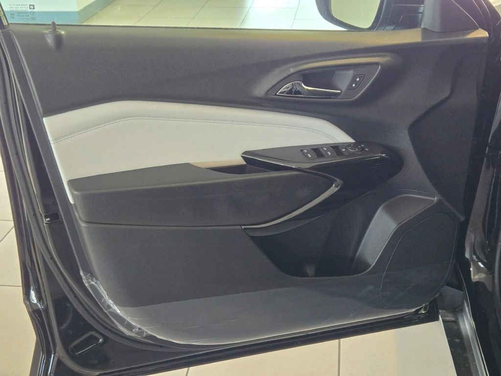 New 2026 Chevrolet Trax LT w/ Driver Confidence Package FWD image 19